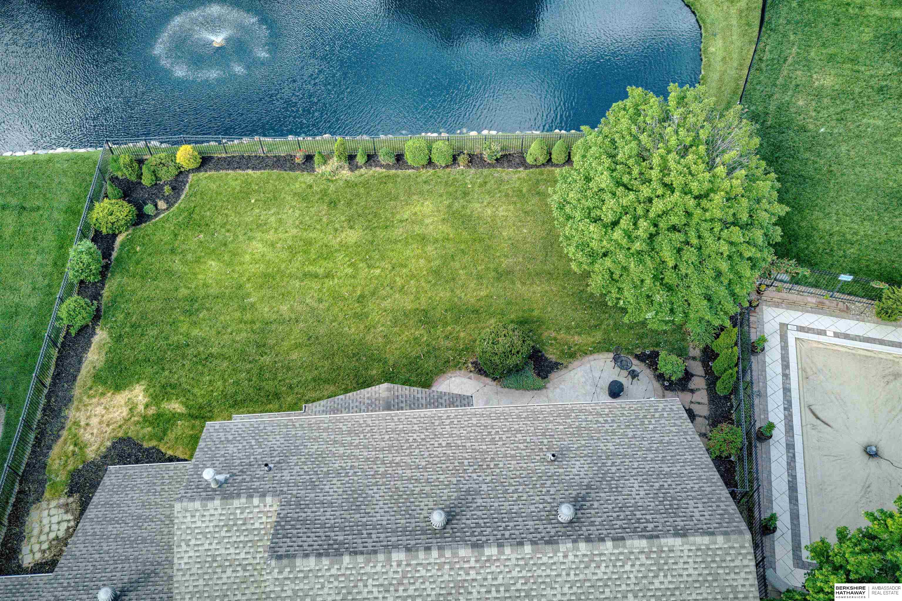 Omaha, Nebraska 68130, United States, 5 Bedrooms Bedrooms, ,3 BathroomsBathrooms,Residential,Pending,136859