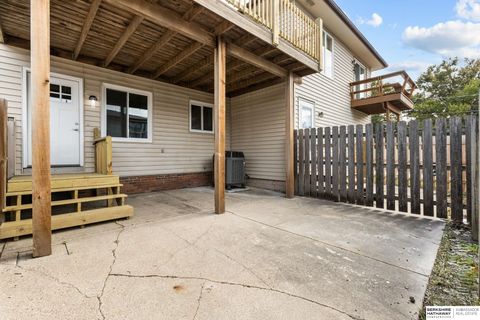 Photo of 12611 Weir Street, Omaha, NE 68137 (MLS # 22535338)