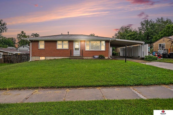1238 FURNAS AVE, LINCOLN, NE 68521 - Image 65a9baea1e70e4985fcedd57aa7bc335/3986019969