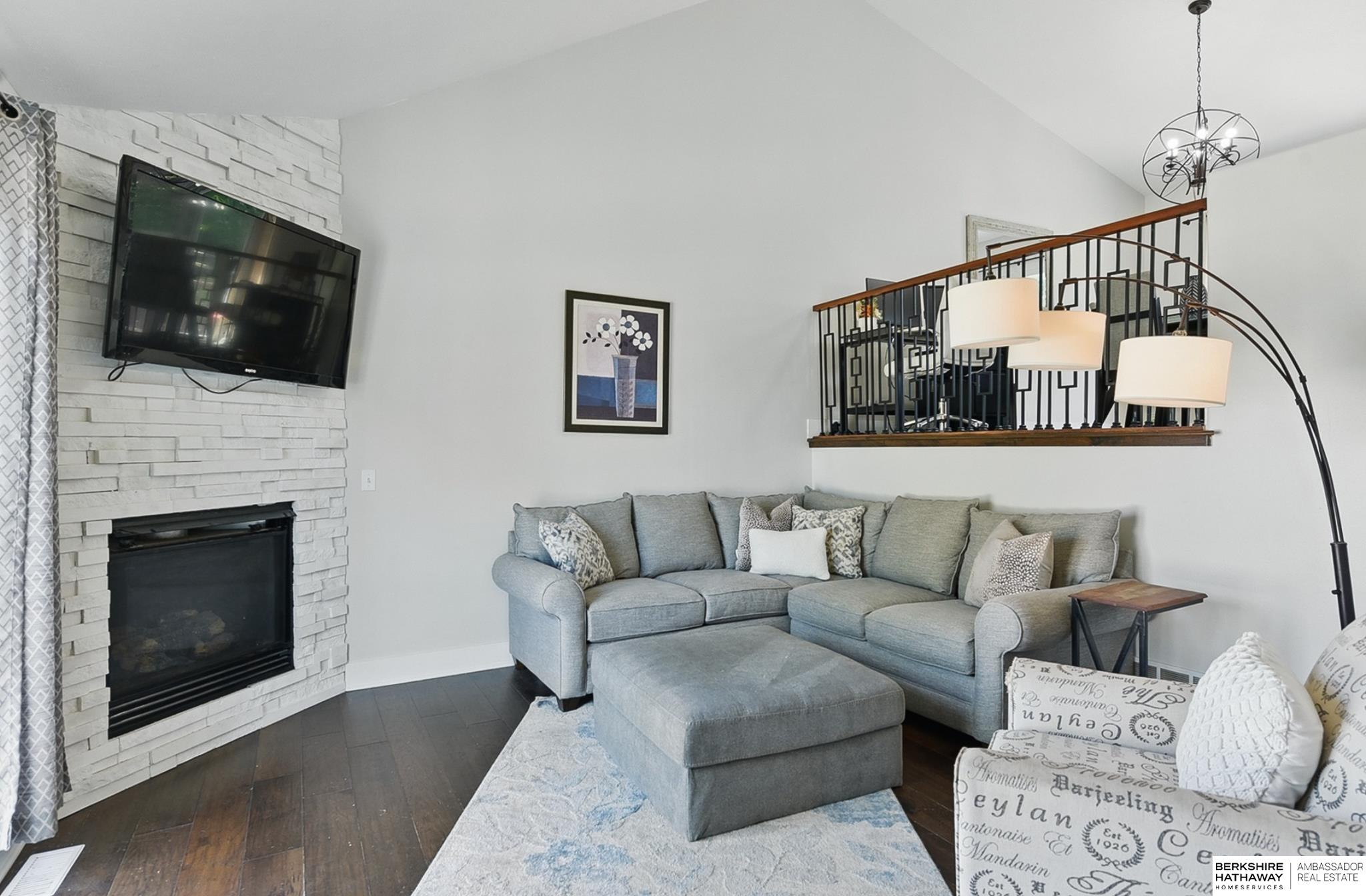 Omaha, Nebraska 68116, United States, 2 Bedrooms Bedrooms, ,2 BathroomsBathrooms,Residential,Active,140105