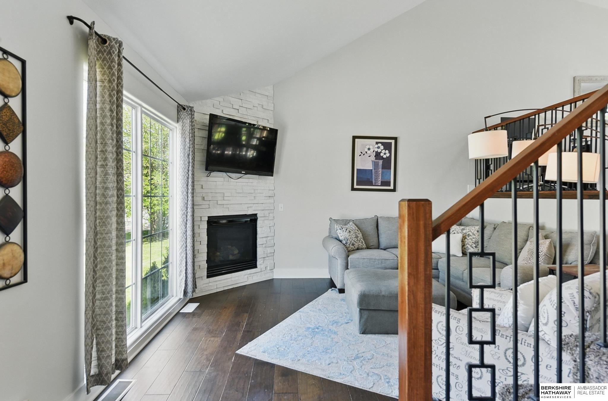 Omaha, Nebraska 68116, United States, 2 Bedrooms Bedrooms, ,2 BathroomsBathrooms,Residential,Active,140105