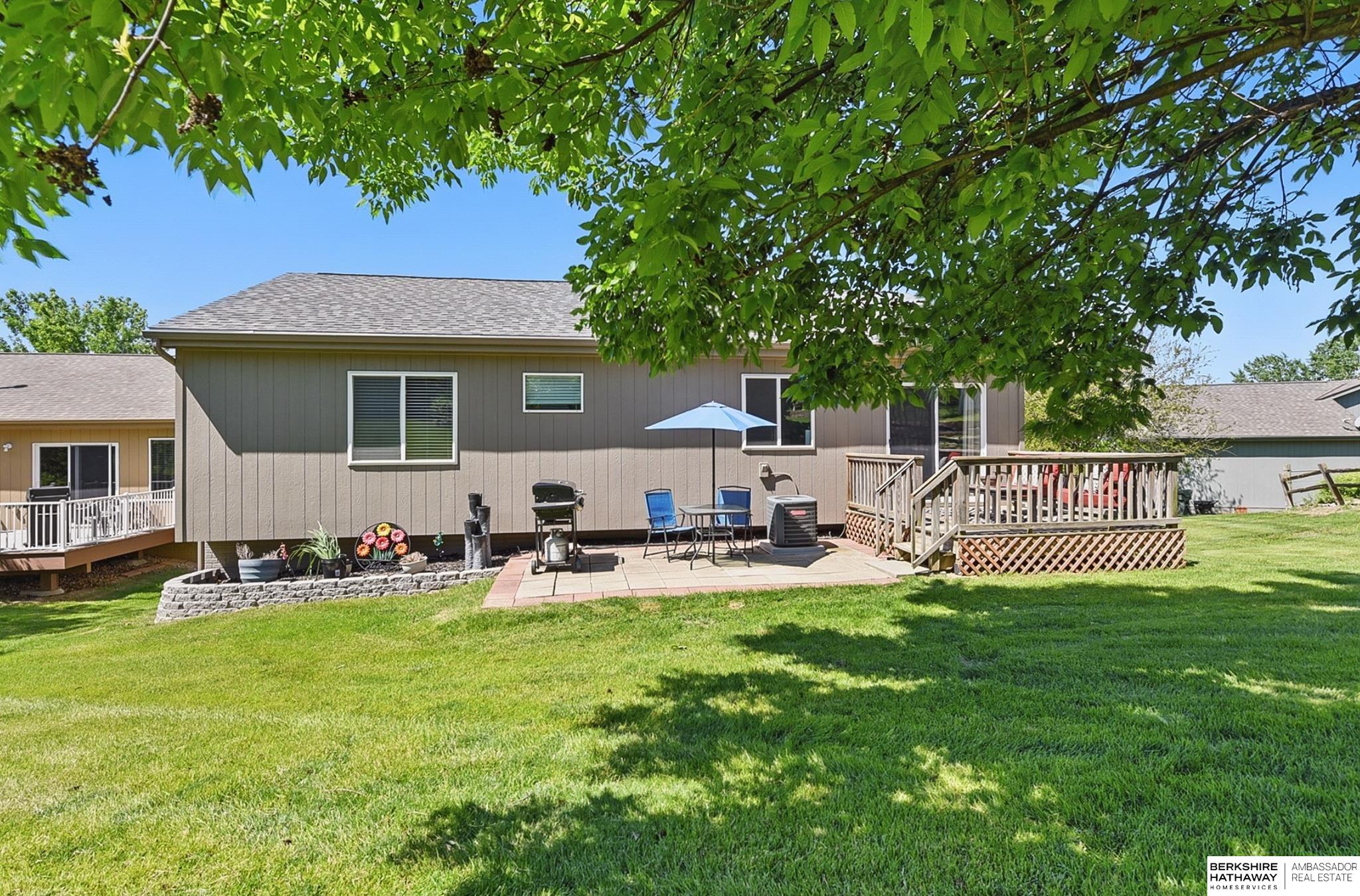 Omaha, Nebraska 68116, United States, 2 Bedrooms Bedrooms, ,2 BathroomsBathrooms,Residential,Active,140105