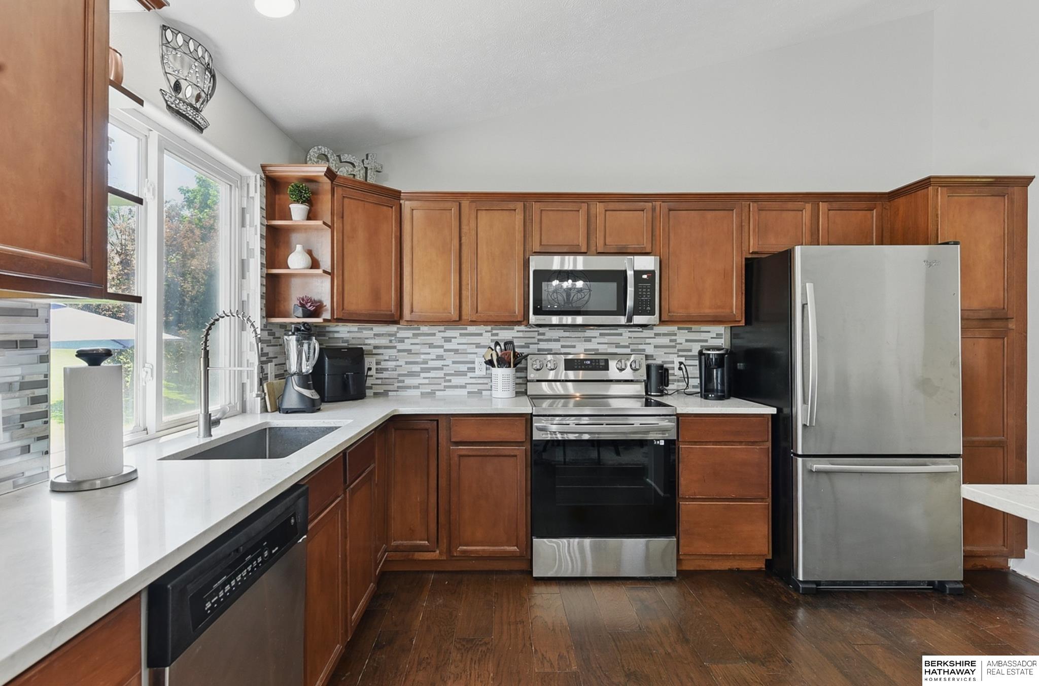 Omaha, Nebraska 68116, United States, 2 Bedrooms Bedrooms, ,2 BathroomsBathrooms,Residential,Active,140105