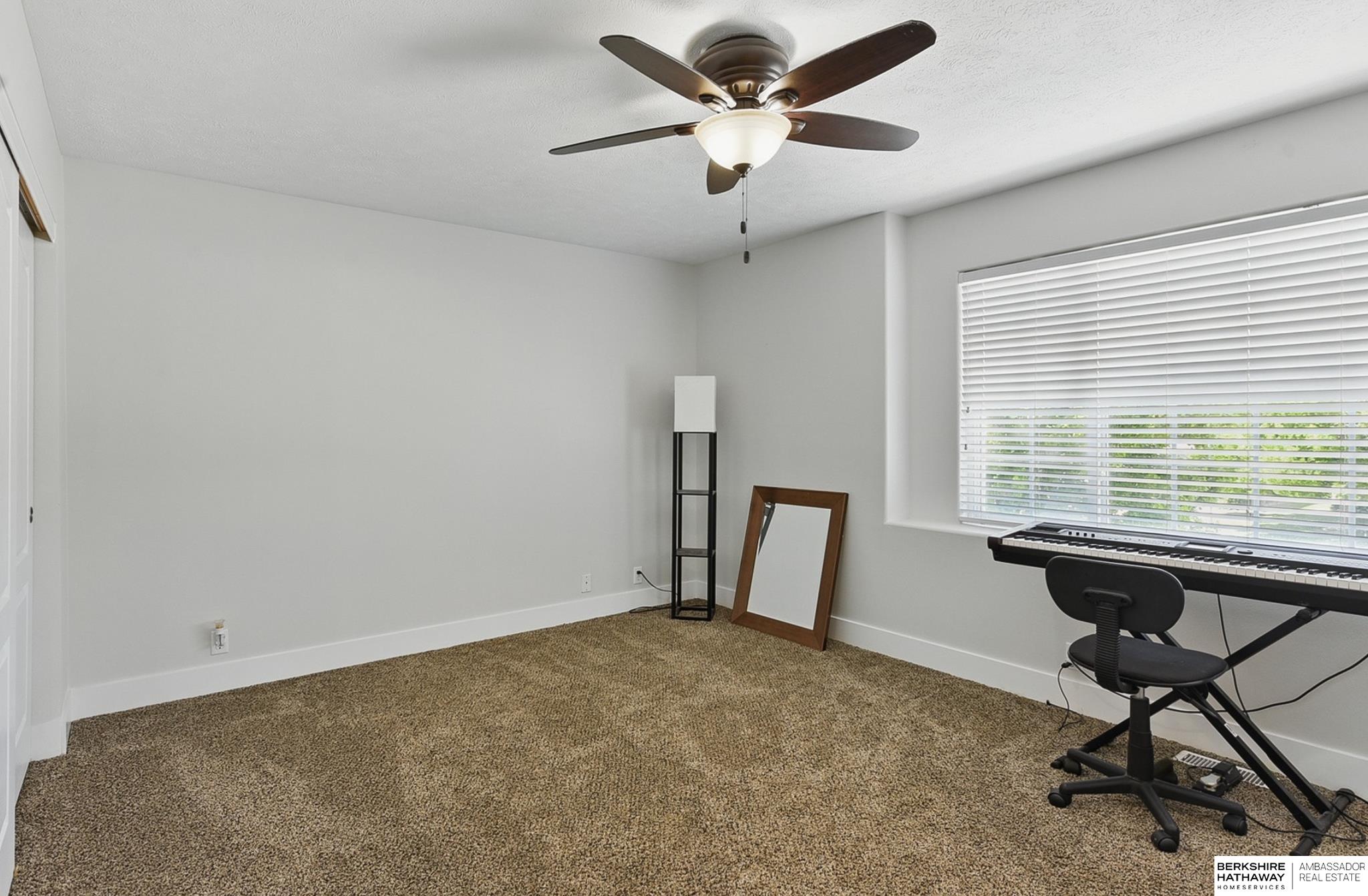 Omaha, Nebraska 68116, United States, 2 Bedrooms Bedrooms, ,2 BathroomsBathrooms,Residential,Active,140105