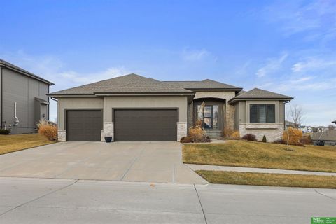 Photo of 516 Sherwood Drive, Gretna, NE 68028 (MLS # 22603441)