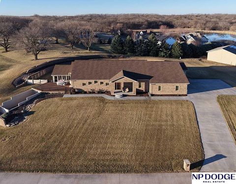 Photo of 14605 Fir Circle, Plattsmouth, NE 68048 (MLS # 22606594)