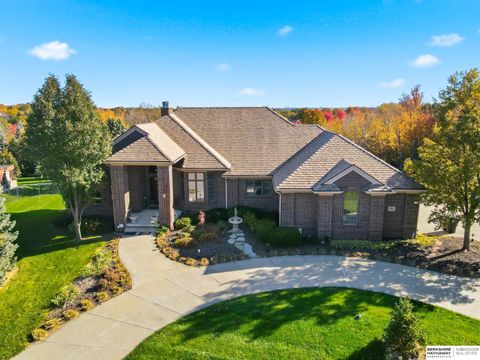 Photo of 931 N 143rd Avenue Circle, Omaha, NE 68154 (MLS # 22605986)