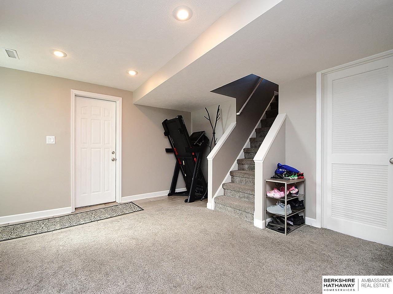 Bennington, Nebraska 68007, United States, 3 Bedrooms Bedrooms, ,2 BathroomsBathrooms,Residential,Active,190109