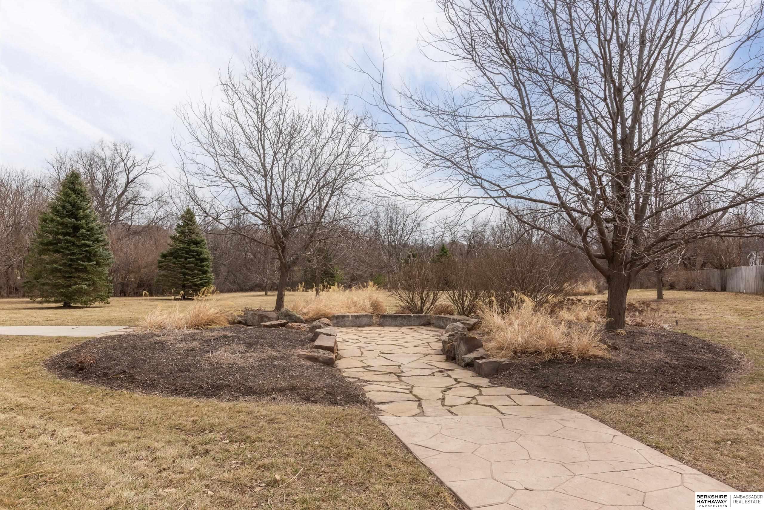 Omaha, Nebraska 68116, United States, 3 Bedrooms Bedrooms, ,3 BathroomsBathrooms,Residential,Active,133114