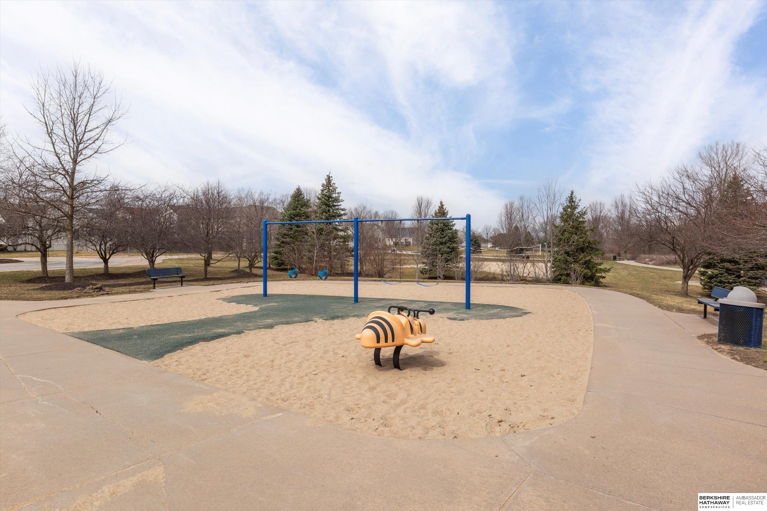 Omaha, Nebraska 68116, United States, 3 Bedrooms Bedrooms, ,3 BathroomsBathrooms,Residential,Active,133114