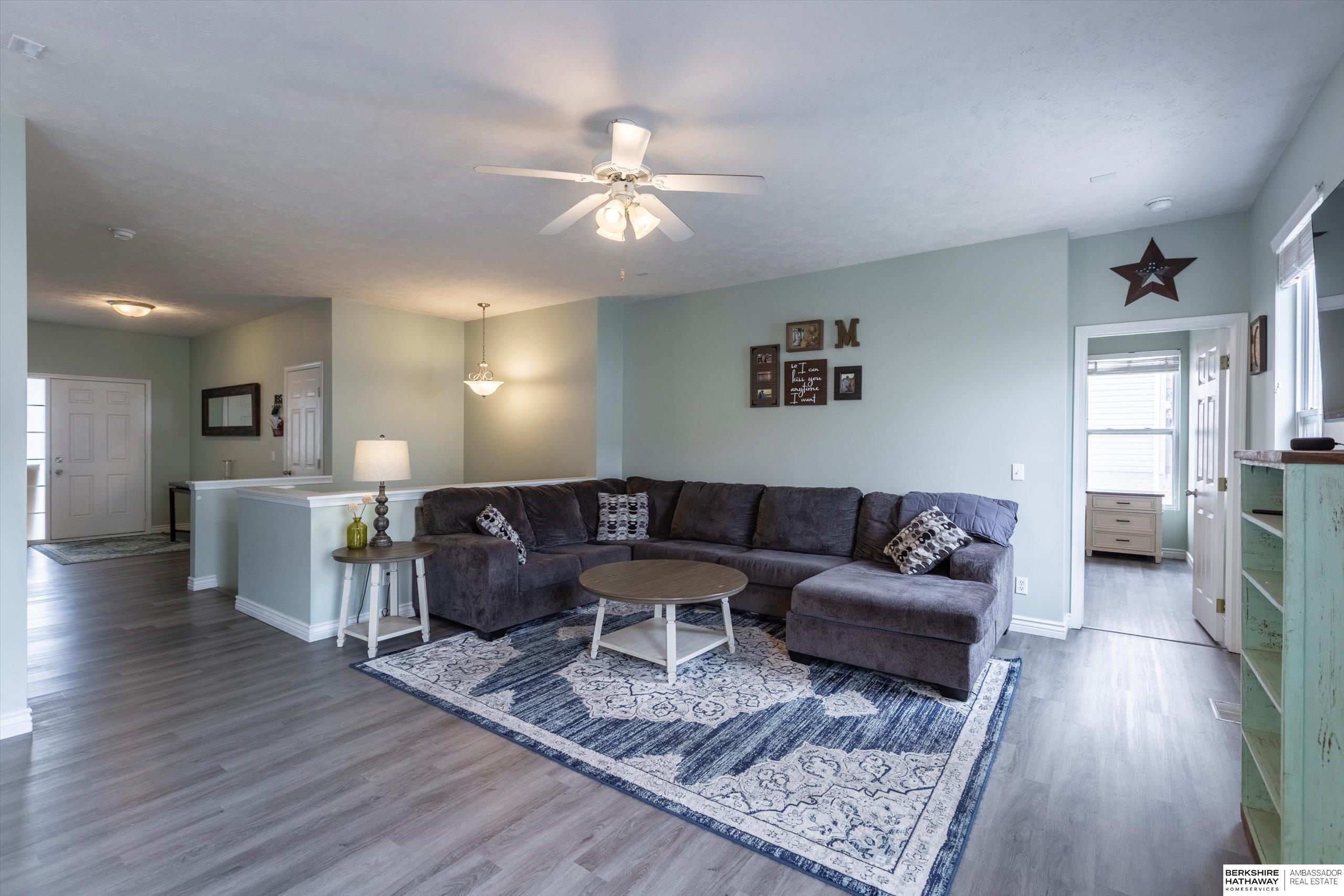 Omaha, Nebraska 68116, United States, 3 Bedrooms Bedrooms, ,3 BathroomsBathrooms,Residential,Active,133114