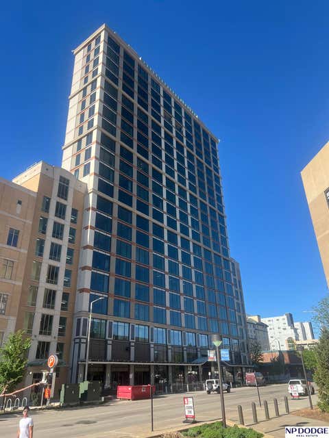 Photo of 1125 Q Street #1703, Lincoln, NE 68508 (MLS # 22616988)