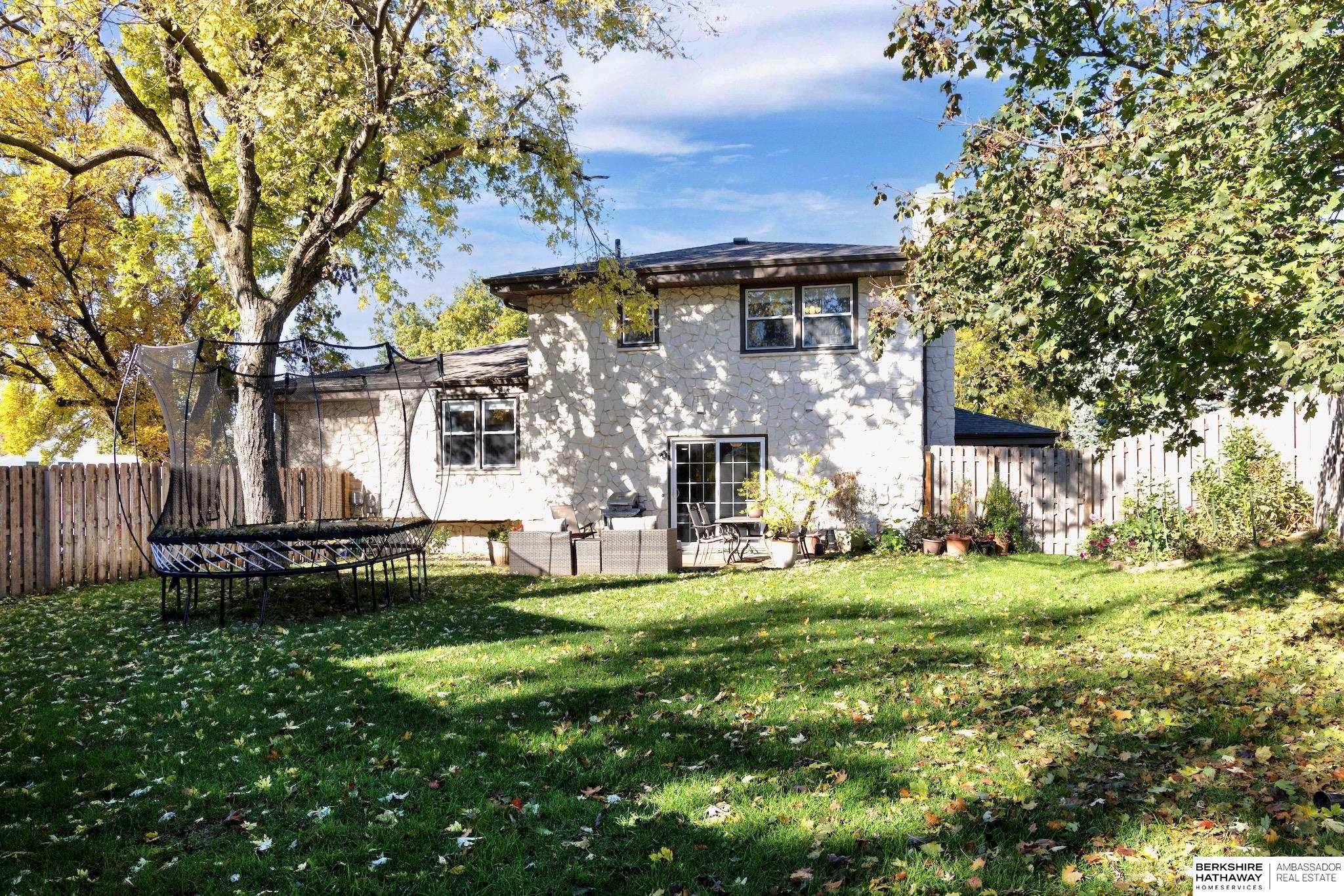 Omaha, Nebraska 68154, United States, 3 Bedrooms Bedrooms, ,2 BathroomsBathrooms,Residential,Active,237400