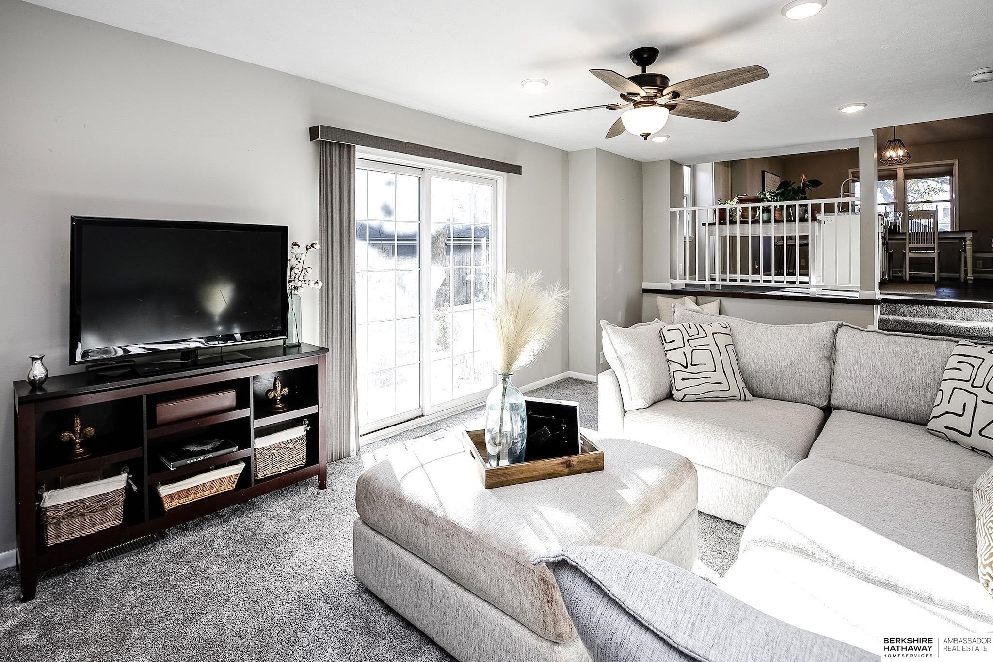 Omaha, Nebraska 68154, United States, 3 Bedrooms Bedrooms, ,2 BathroomsBathrooms,Residential,Active,237400