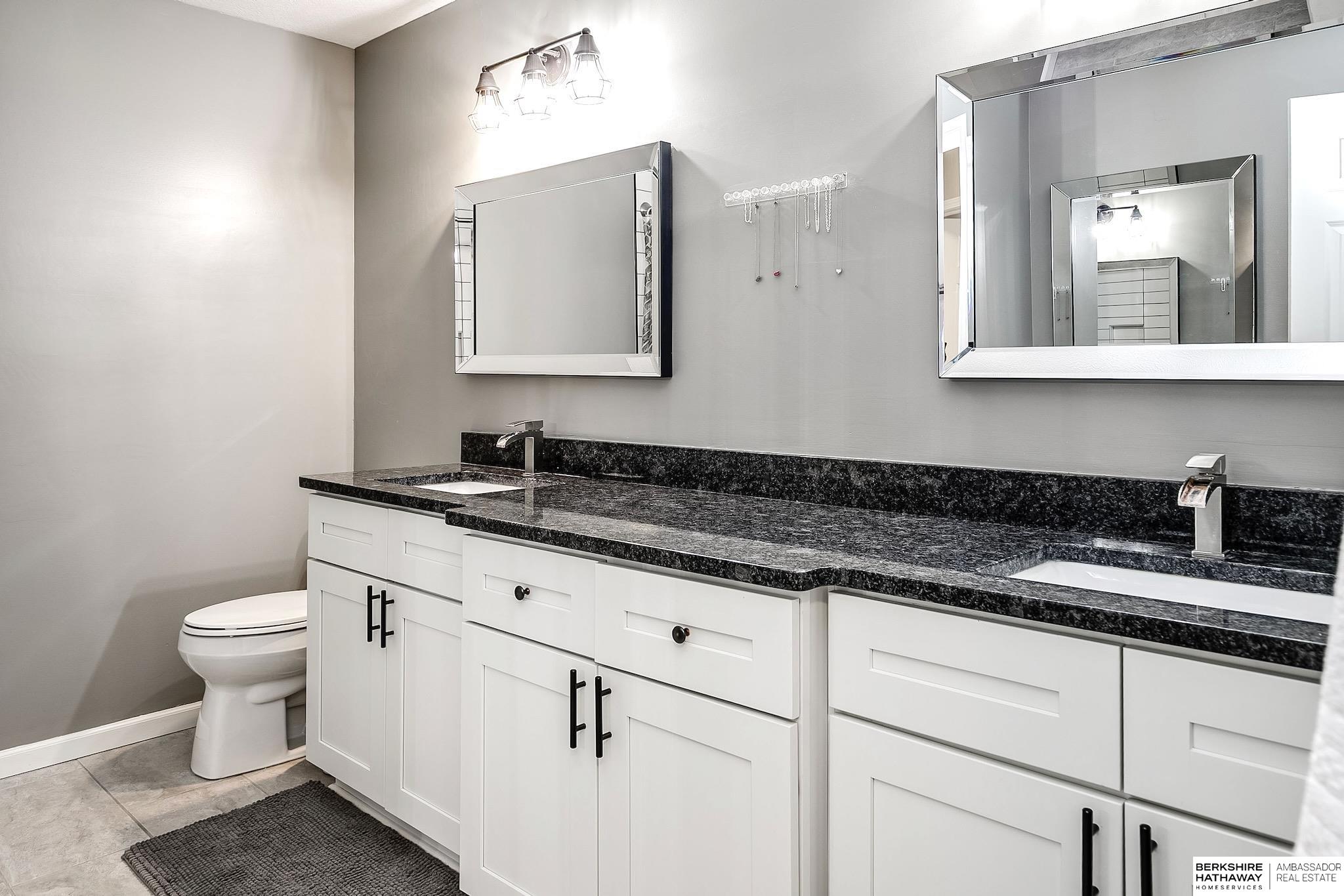 Omaha, Nebraska 68154, United States, 3 Bedrooms Bedrooms, ,2 BathroomsBathrooms,Residential,Active,237400