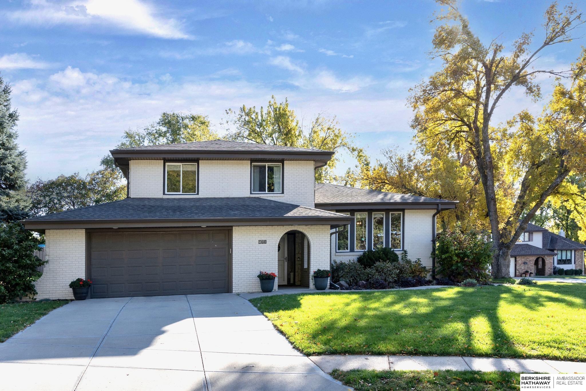 Omaha, Nebraska 68154, United States, 3 Bedrooms Bedrooms, ,2 BathroomsBathrooms,Residential,Active,237400