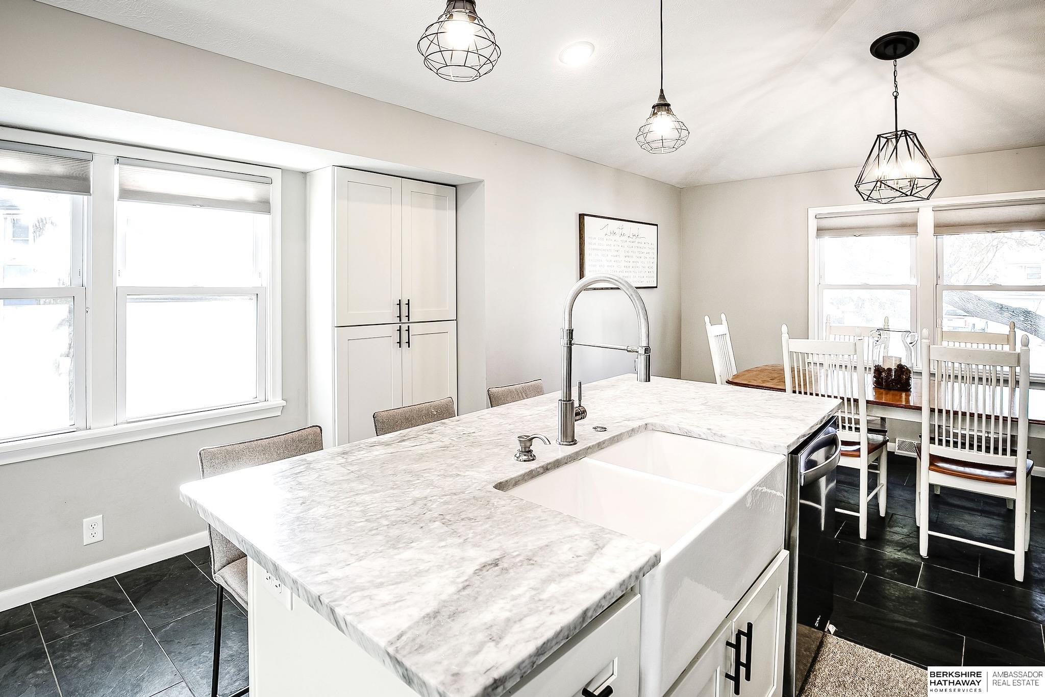 Omaha, Nebraska 68154, United States, 3 Bedrooms Bedrooms, ,2 BathroomsBathrooms,Residential,Active,237400