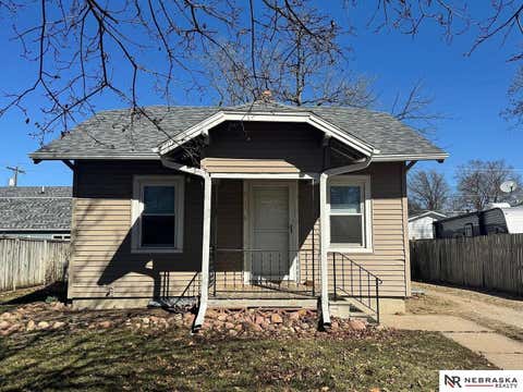 Photo of 4438 Greenwood Street, Lincoln, NE 68504 (MLS # 22618115)