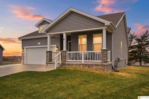 Photo of 6010 N 15th Court, Lincoln, NE 68521 (MLS # 22609630)