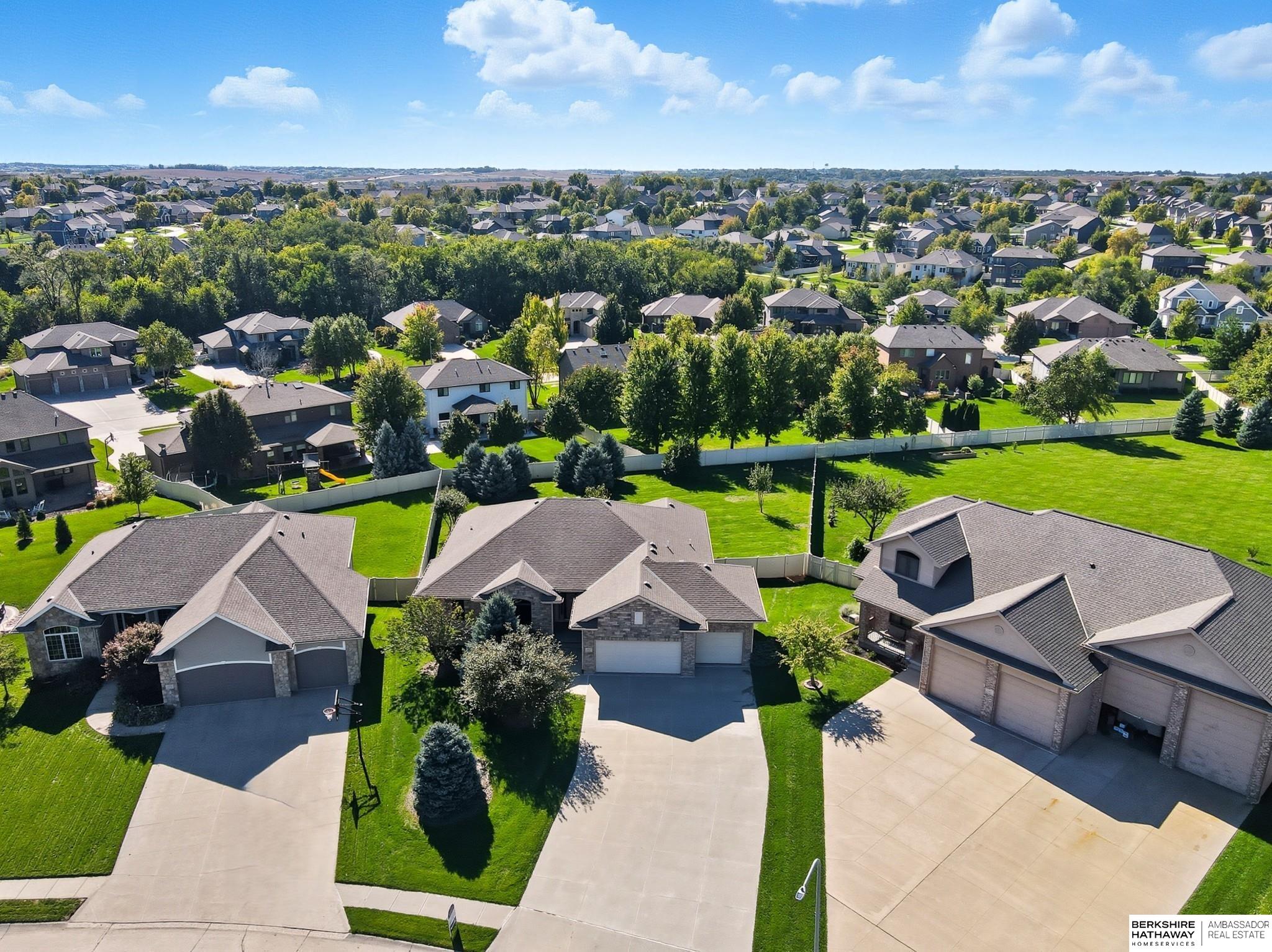 Gretna, Nebraska 68028, United States, 4 Bedrooms Bedrooms, ,3 BathroomsBathrooms,Residential,Active,225335