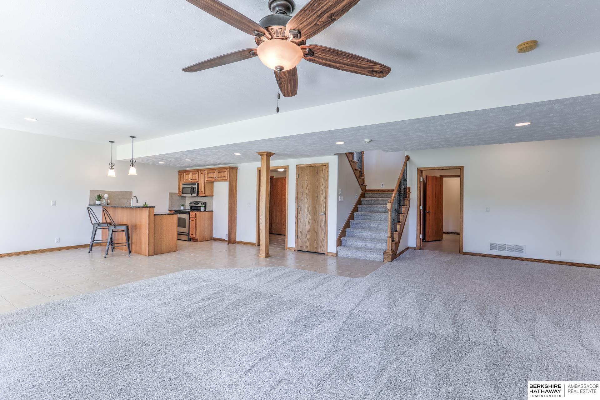 Gretna, Nebraska 68028, United States, 4 Bedrooms Bedrooms, ,3 BathroomsBathrooms,Residential,Active,225335