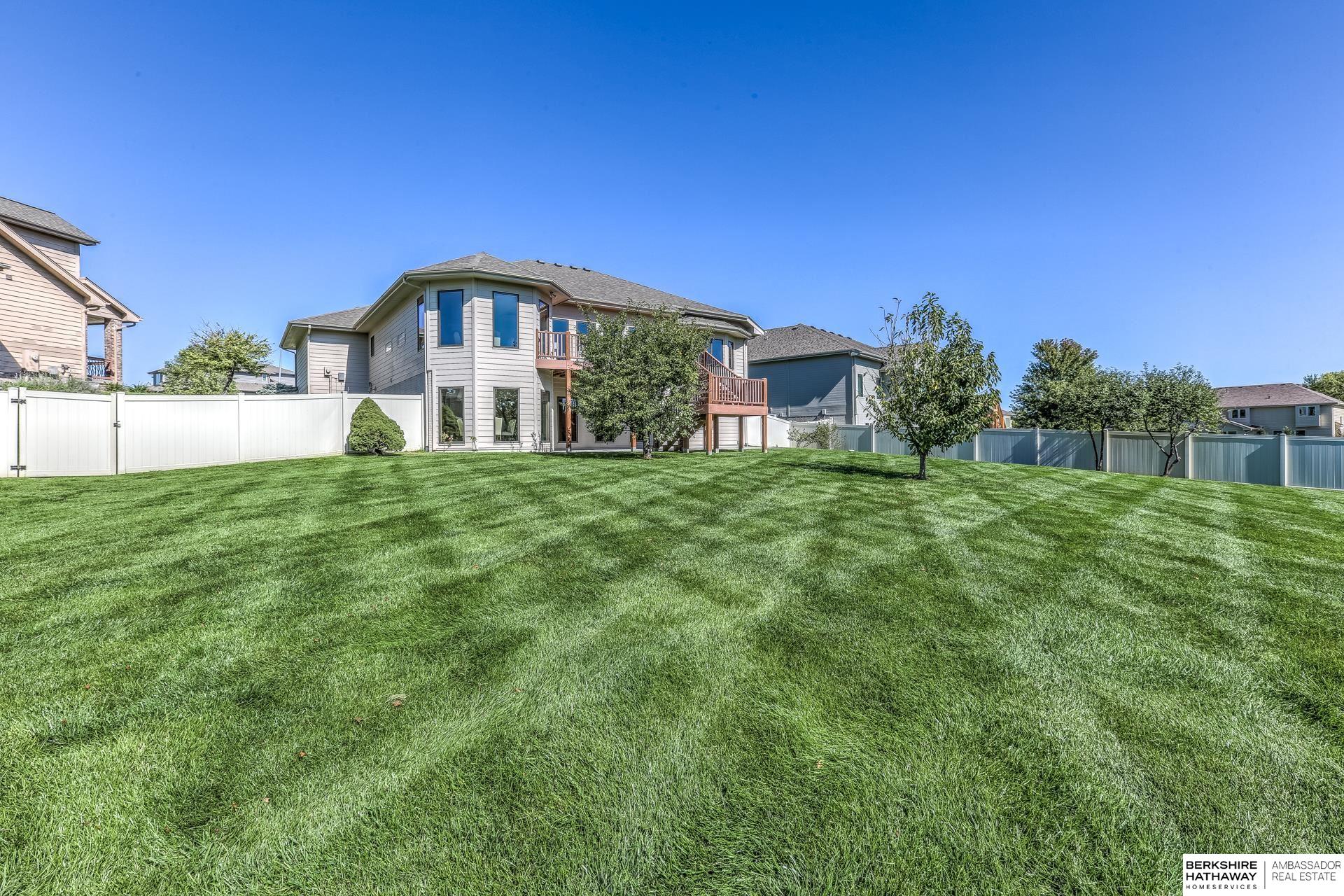 Gretna, Nebraska 68028, United States, 4 Bedrooms Bedrooms, ,3 BathroomsBathrooms,Residential,Active,225335