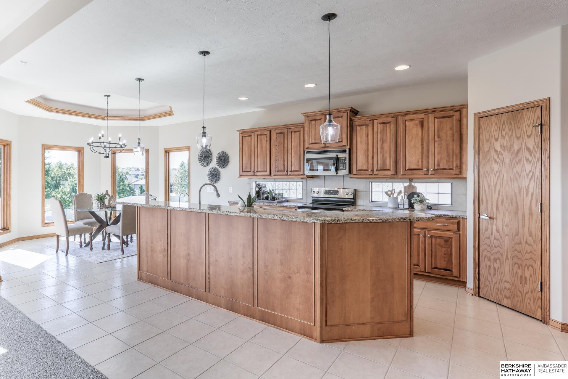 Gretna, Nebraska 68028, United States, 4 Bedrooms Bedrooms, ,3 BathroomsBathrooms,Residential,Active,225335