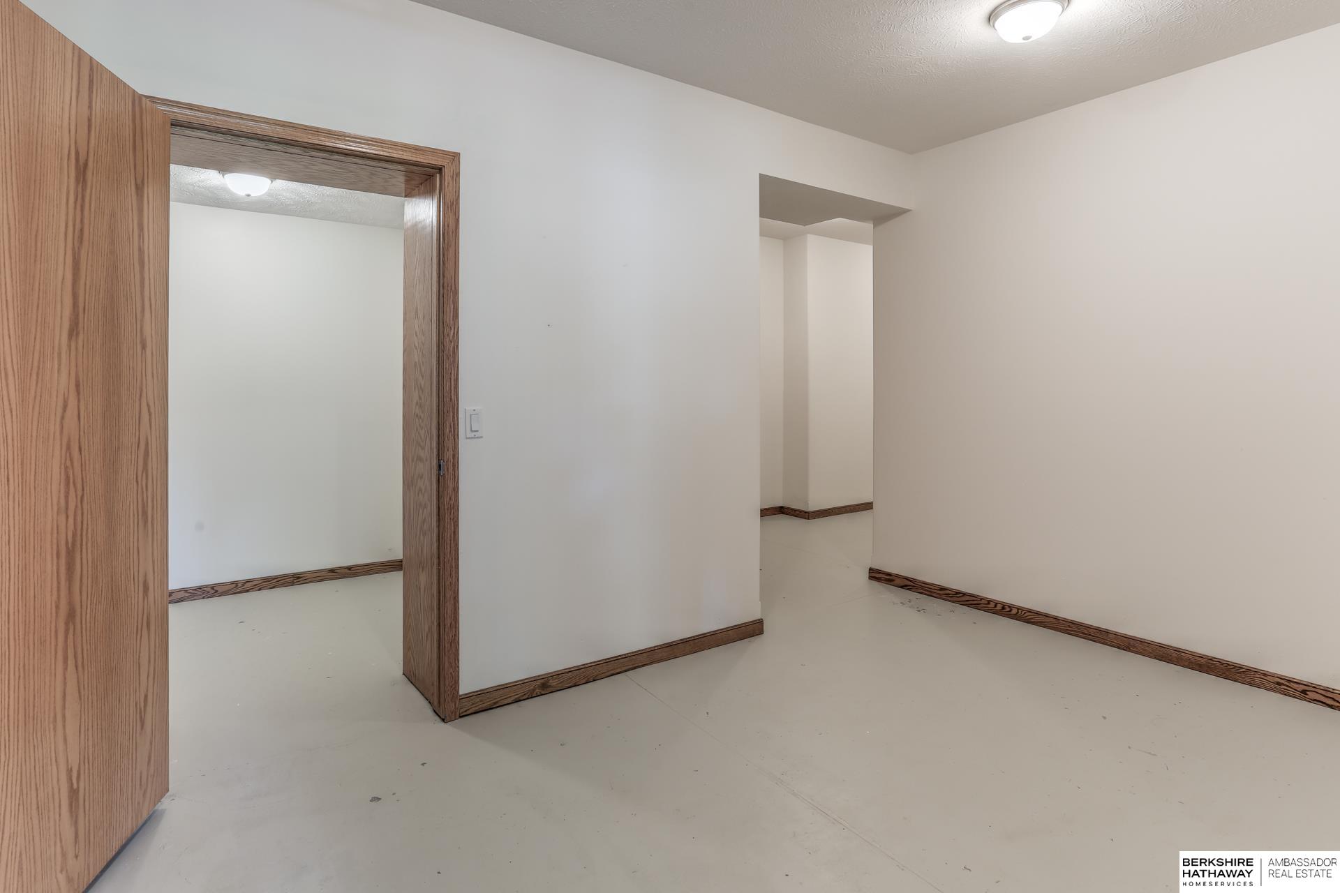 Gretna, Nebraska 68028, United States, 4 Bedrooms Bedrooms, ,3 BathroomsBathrooms,Residential,Active,225335