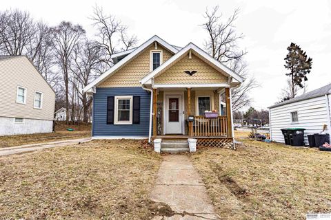 Photo of 4706 Franklin Street, Omaha, NE 68104 (MLS # 22605472)