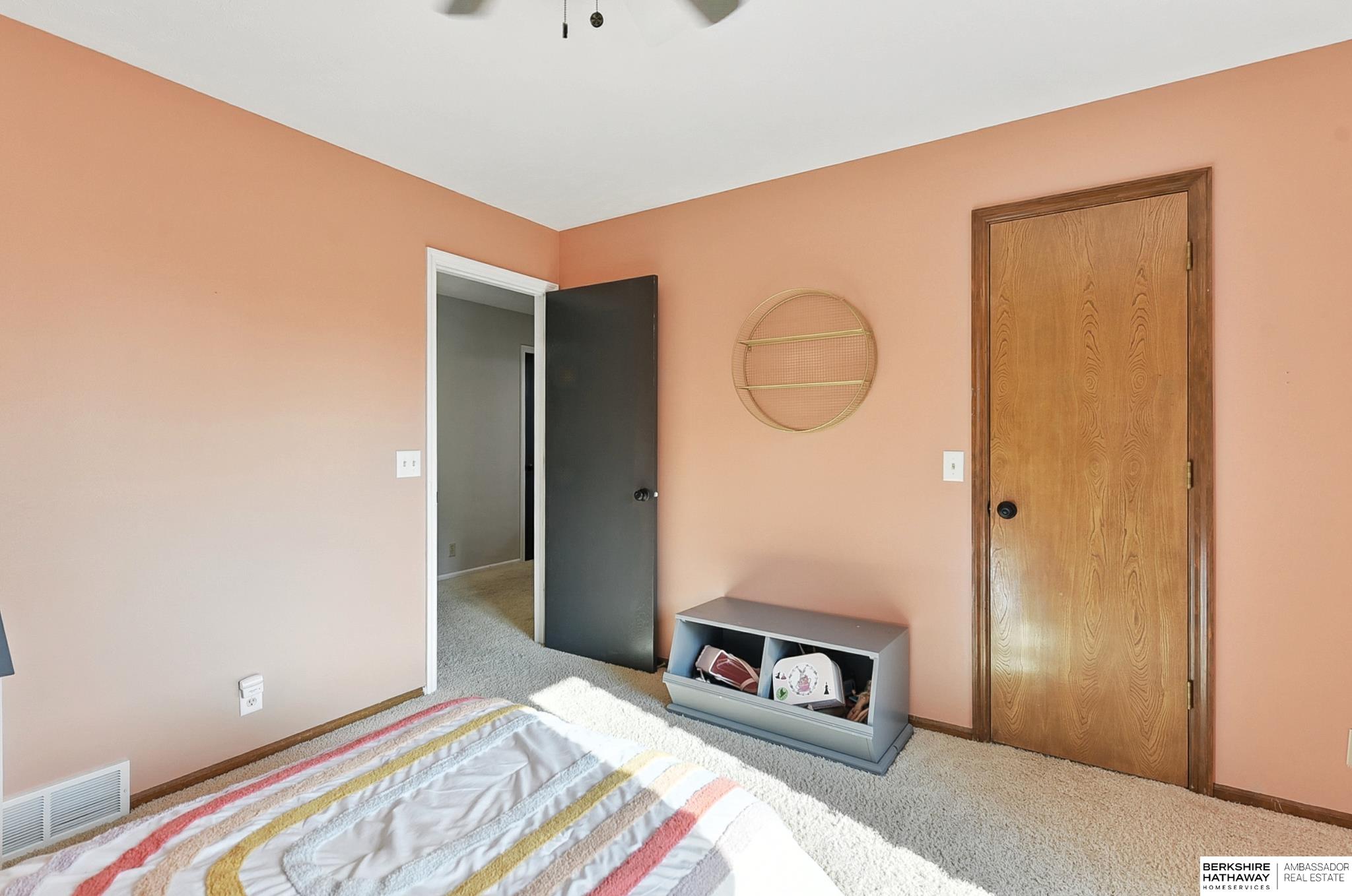 Papillion, Nebraska 68046, United States, 4 Bedrooms Bedrooms, ,3 BathroomsBathrooms,Residential,Active,205107