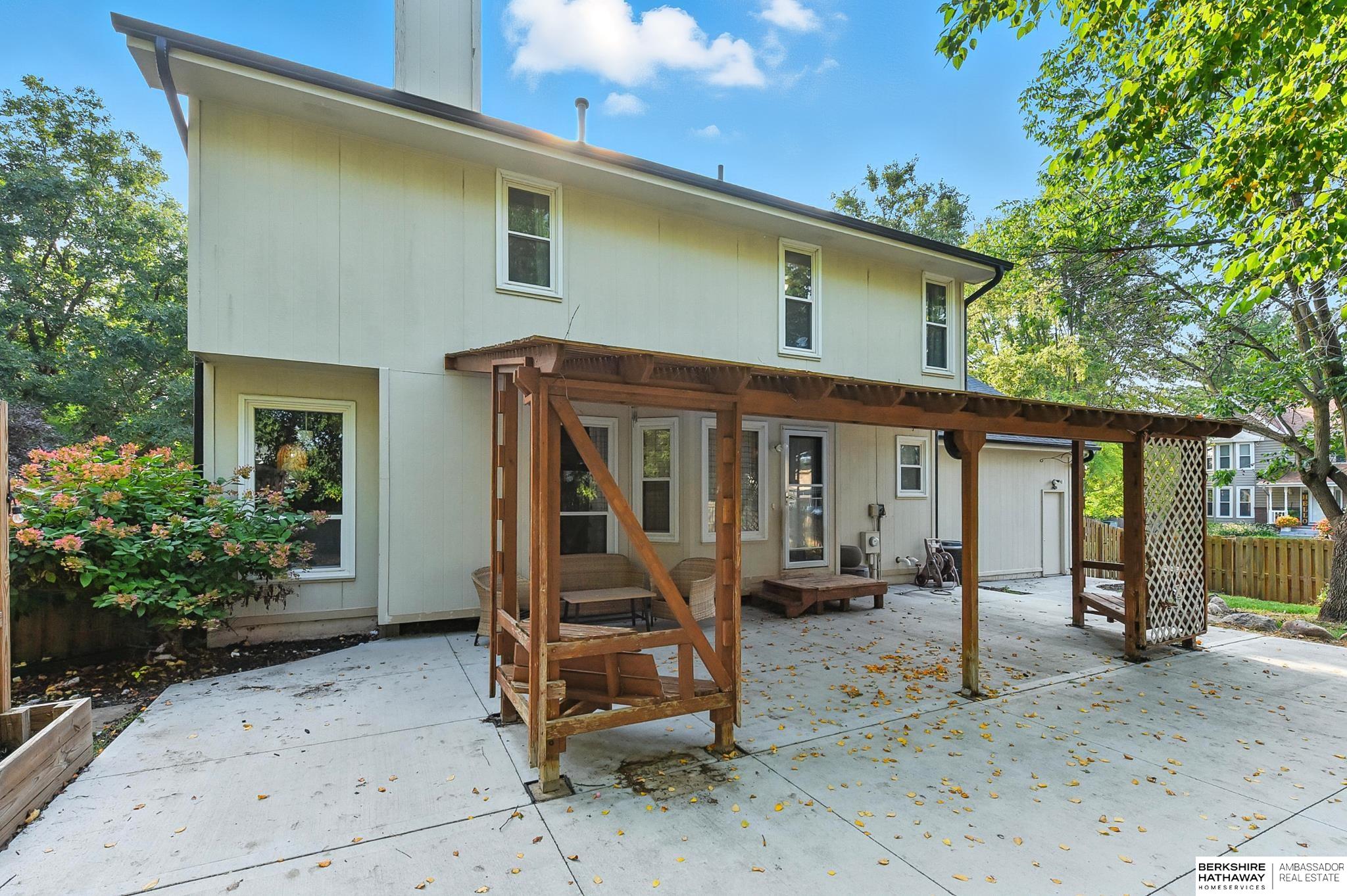 Papillion, Nebraska 68046, United States, 4 Bedrooms Bedrooms, ,3 BathroomsBathrooms,Residential,Active,205107