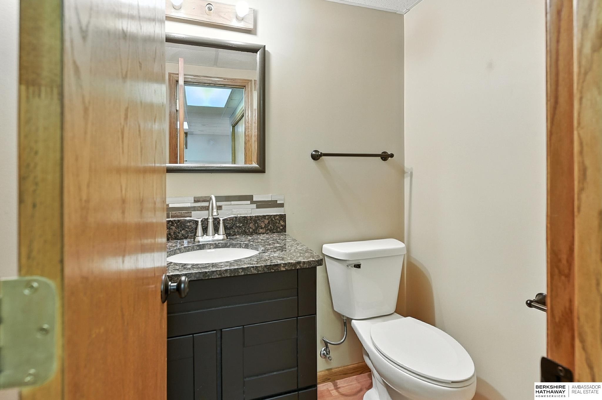 Papillion, Nebraska 68046, United States, 4 Bedrooms Bedrooms, ,3 BathroomsBathrooms,Residential,Active,205107