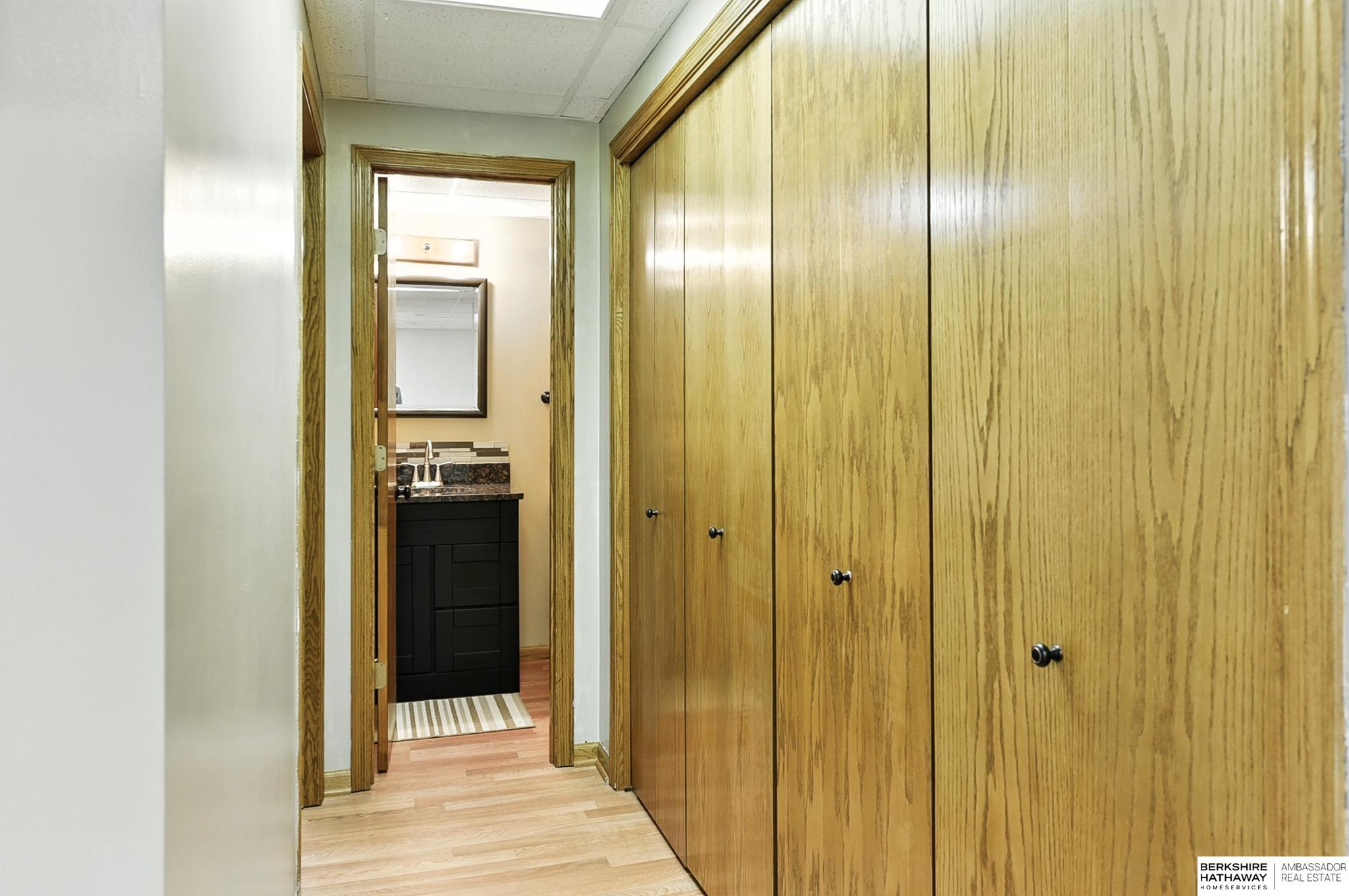 Papillion, Nebraska 68046, United States, 4 Bedrooms Bedrooms, ,3 BathroomsBathrooms,Residential,Active,205107