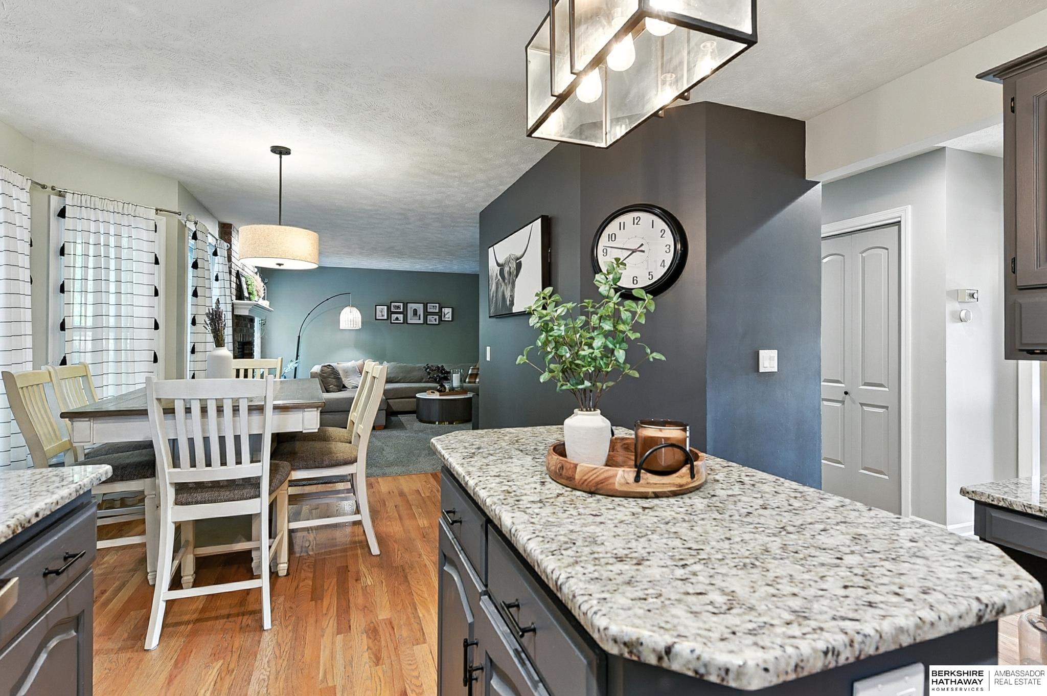 Papillion, Nebraska 68046, United States, 4 Bedrooms Bedrooms, ,3 BathroomsBathrooms,Residential,Active,205107