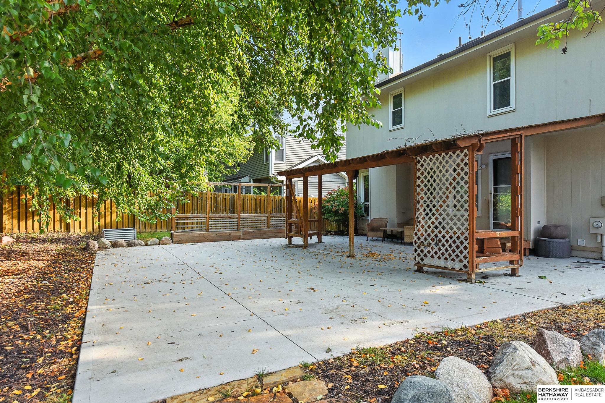 Papillion, Nebraska 68046, United States, 4 Bedrooms Bedrooms, ,3 BathroomsBathrooms,Residential,Active,205107