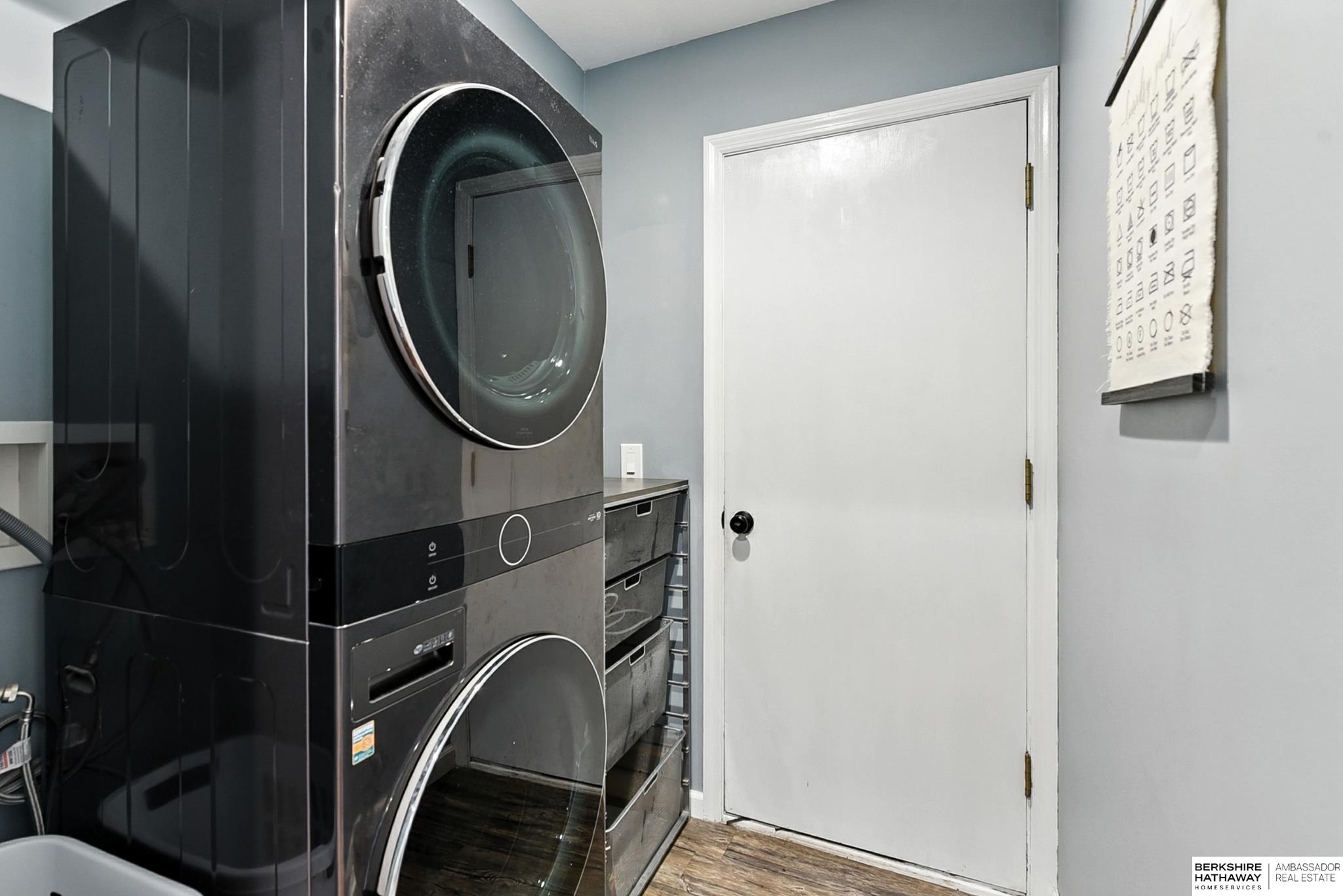 Papillion, Nebraska 68046, United States, 4 Bedrooms Bedrooms, ,3 BathroomsBathrooms,Residential,Active,205107