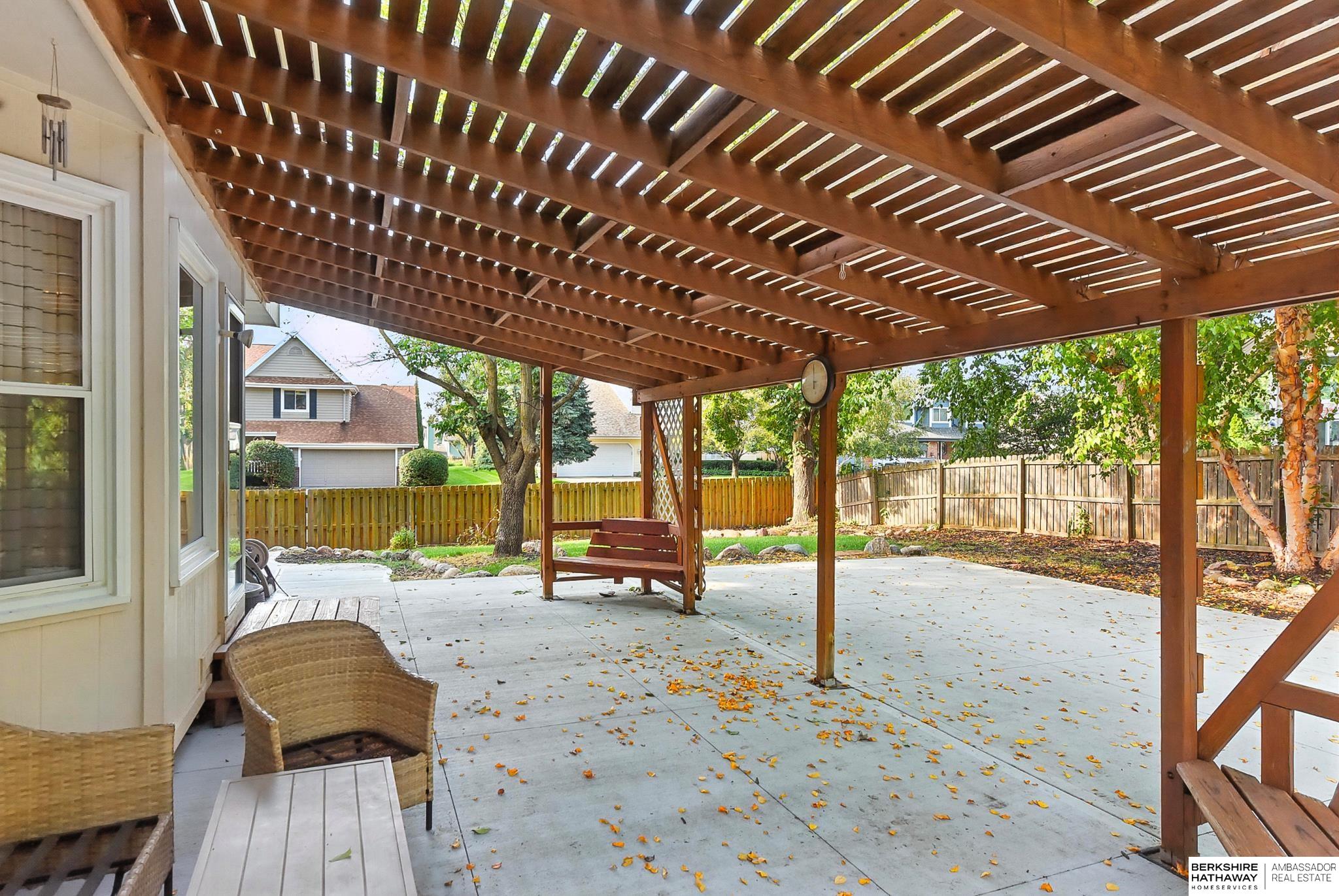 Papillion, Nebraska 68046, United States, 4 Bedrooms Bedrooms, ,3 BathroomsBathrooms,Residential,Active,205107