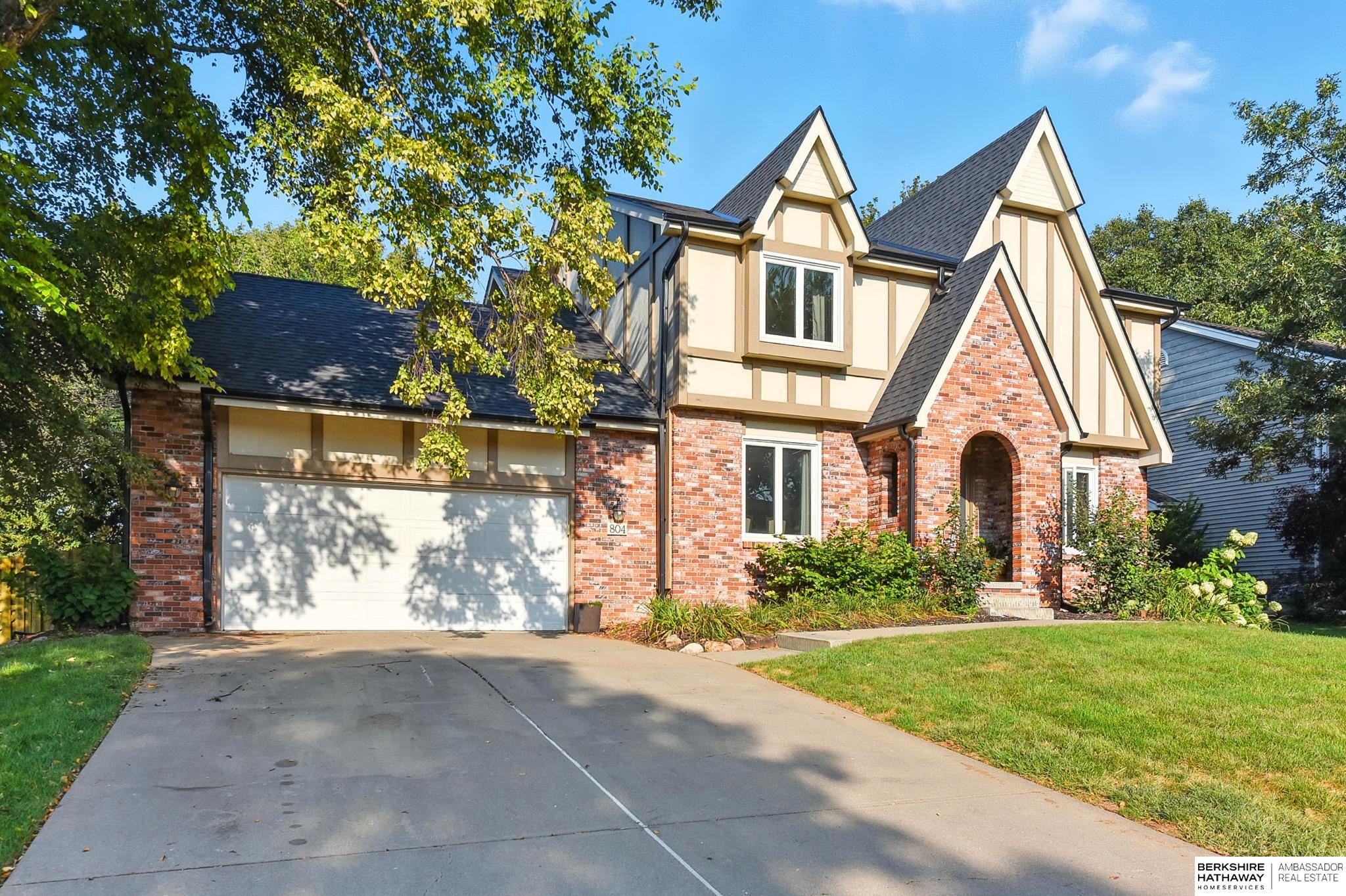 Papillion, Nebraska 68046, United States, 4 Bedrooms Bedrooms, ,3 BathroomsBathrooms,Residential,Active,205107