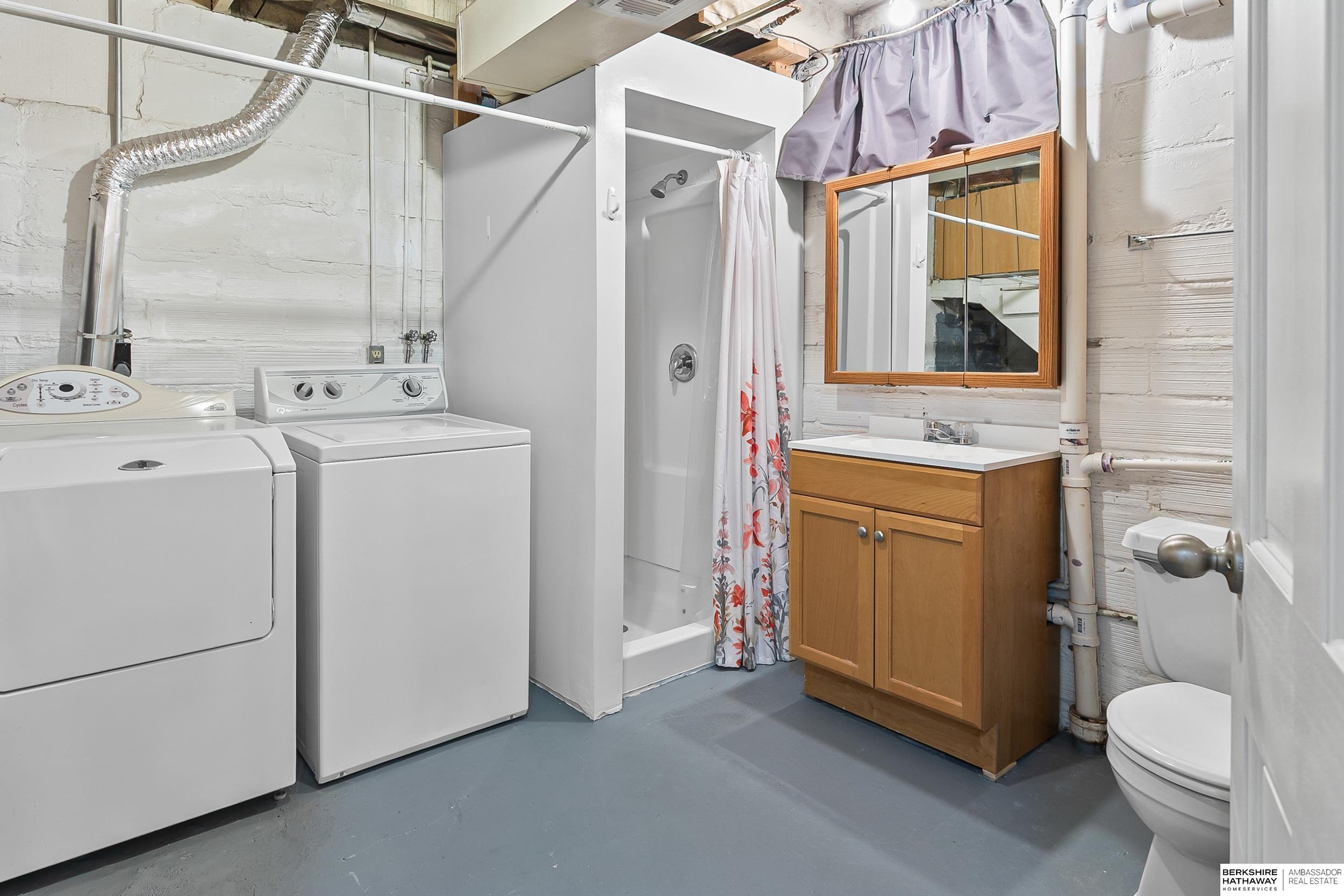 Lincoln, Nebraska 68502, United States, 3 Bedrooms Bedrooms, ,2 BathroomsBathrooms,Residential,Active,186788