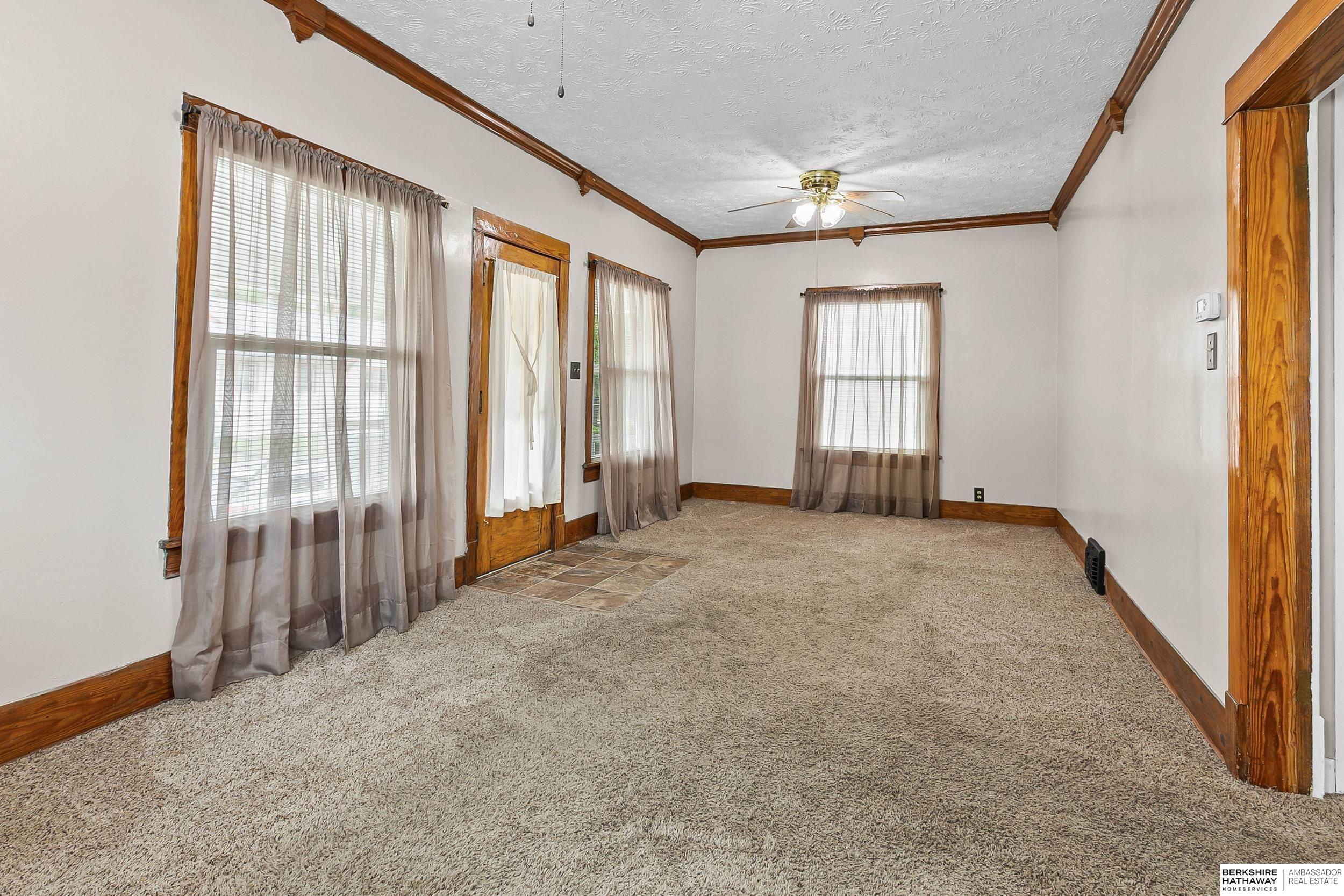 Lincoln, Nebraska 68502, United States, 3 Bedrooms Bedrooms, ,2 BathroomsBathrooms,Residential,Active,186788