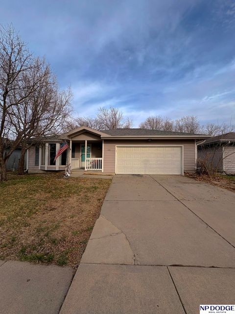 Photo of 2140 SW 16Th Street, Lincoln, NE 68522 (MLS # 22606904)