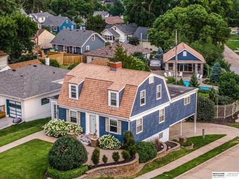 Photo of 3865 Martha Street, Omaha, NE 68105 (MLS # 22621577)