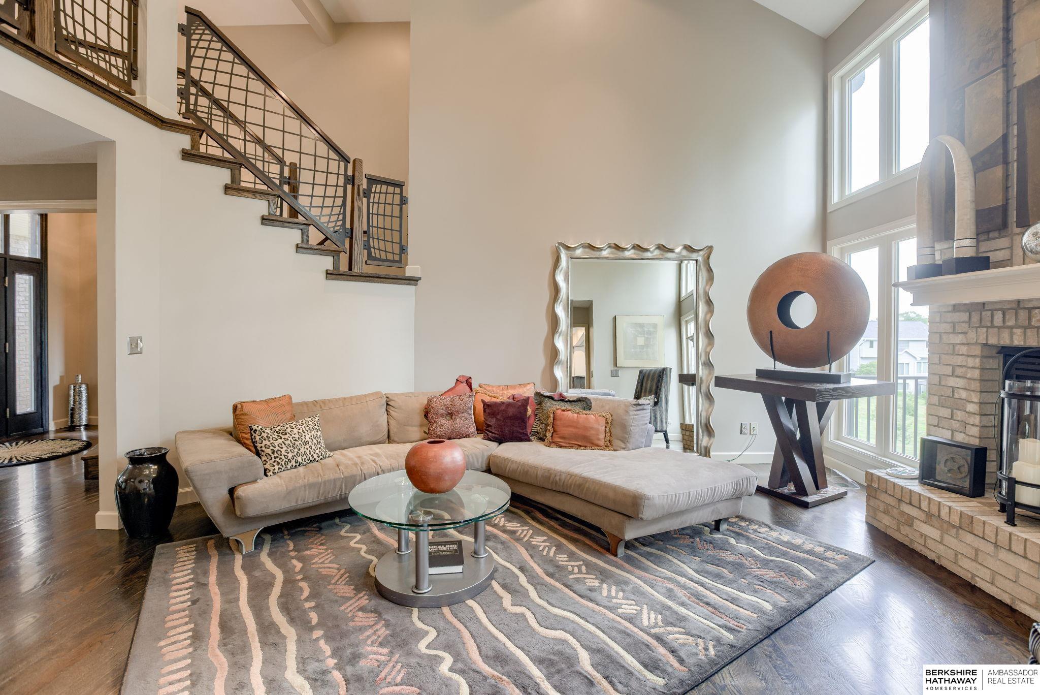 Louisville, Nebraska 68037, United States, 4 Bedrooms Bedrooms, ,3 BathroomsBathrooms,Residential,Active,183672