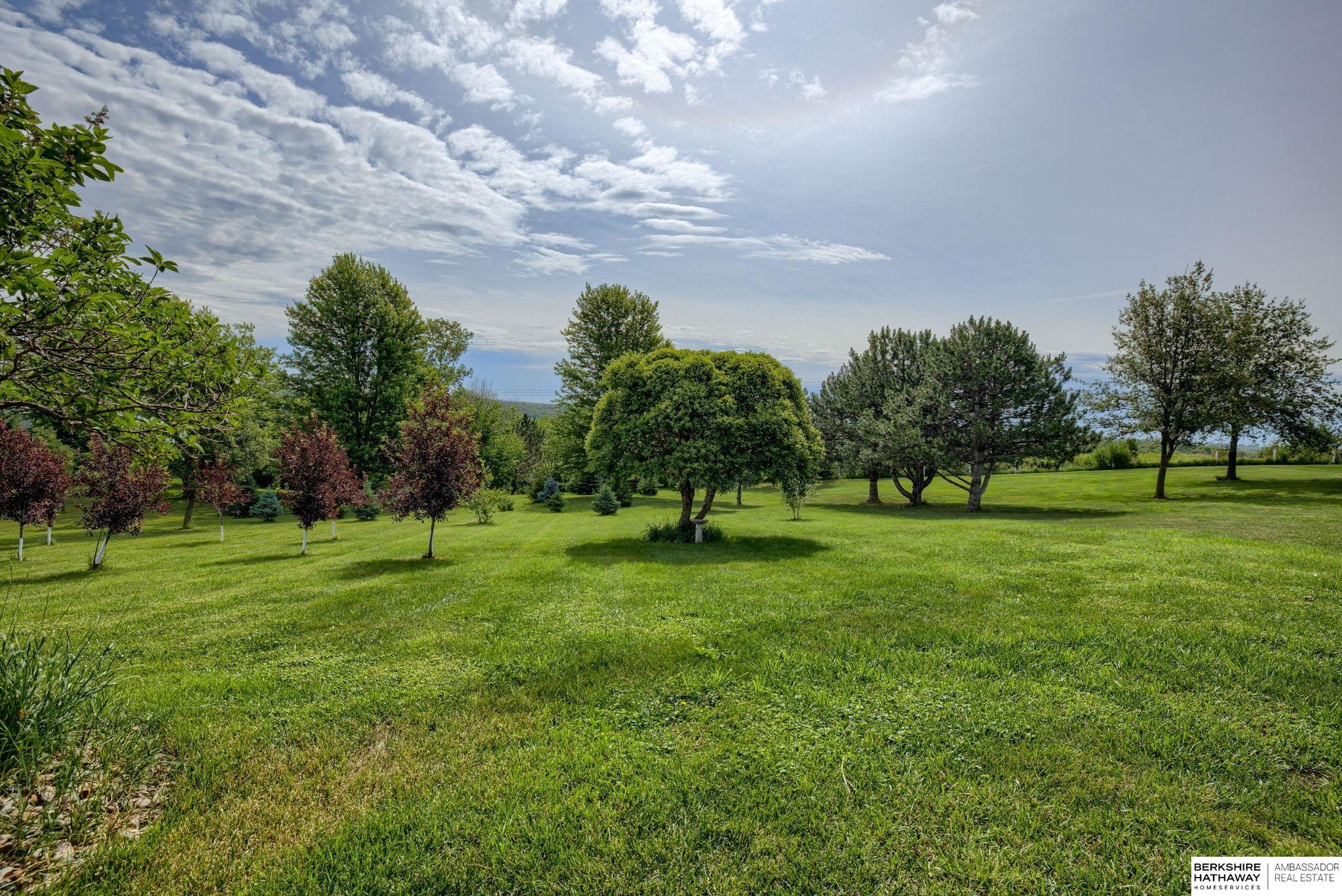 Louisville, Nebraska 68037, United States, 4 Bedrooms Bedrooms, ,3 BathroomsBathrooms,Residential,Active,183672