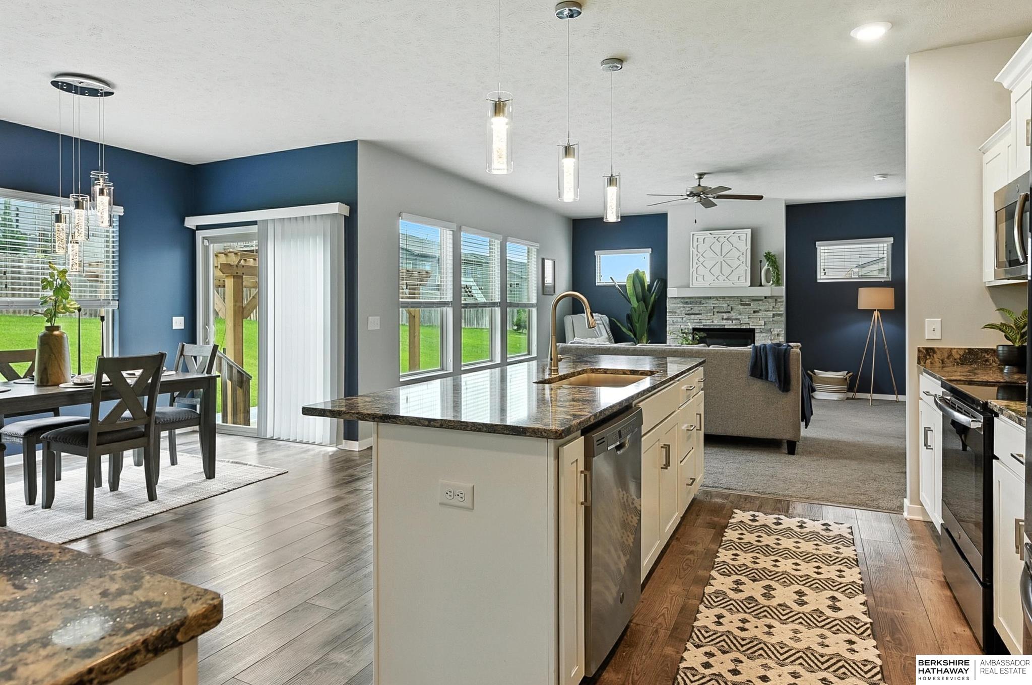 Bennington, Nebraska 68007, United States, 5 Bedrooms Bedrooms, ,3 BathroomsBathrooms,Residential,Active,177307