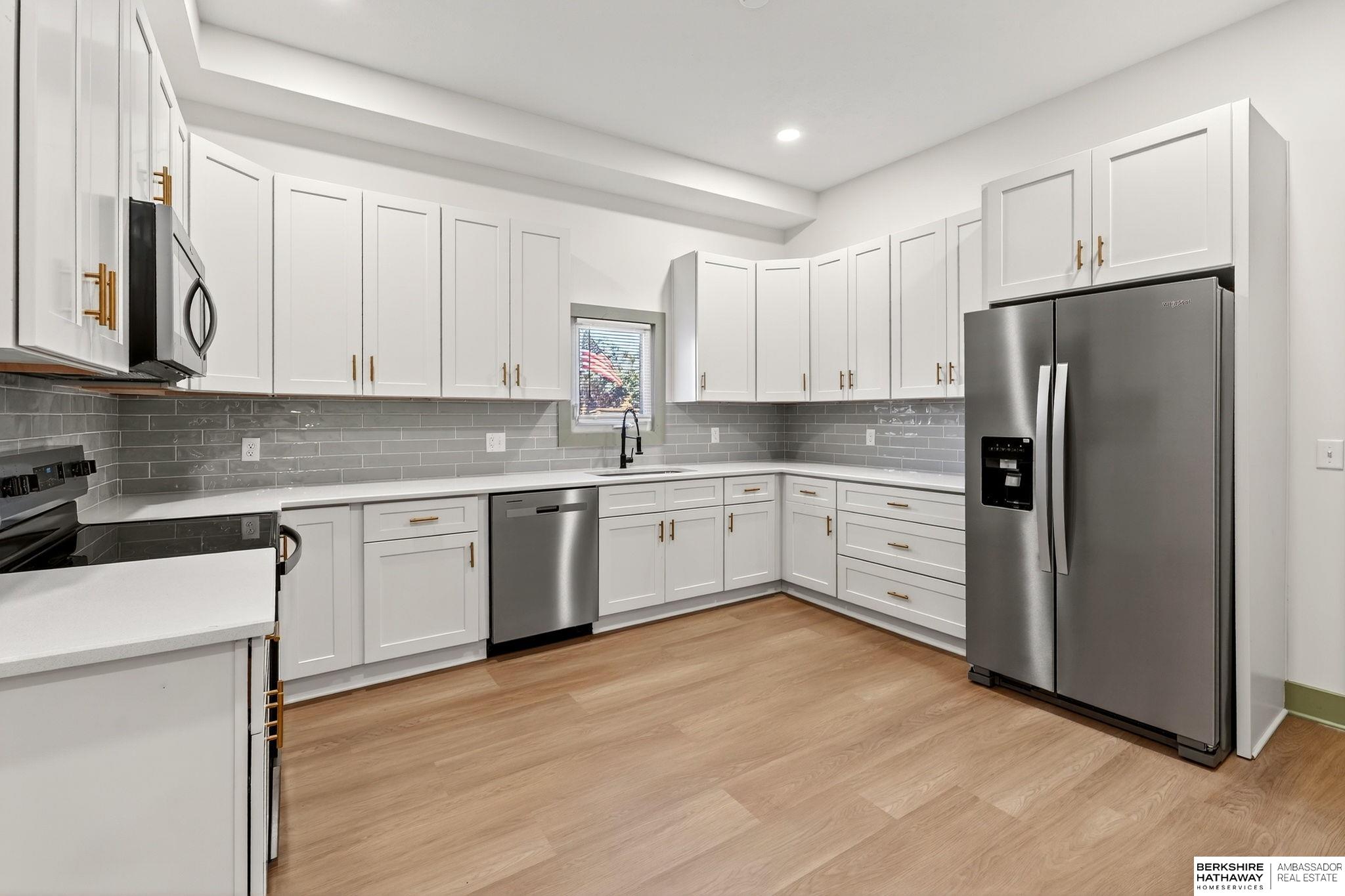 Omaha, Nebraska 68105, United States, 4 Bedrooms Bedrooms, ,2 BathroomsBathrooms,Residential,Active,241505