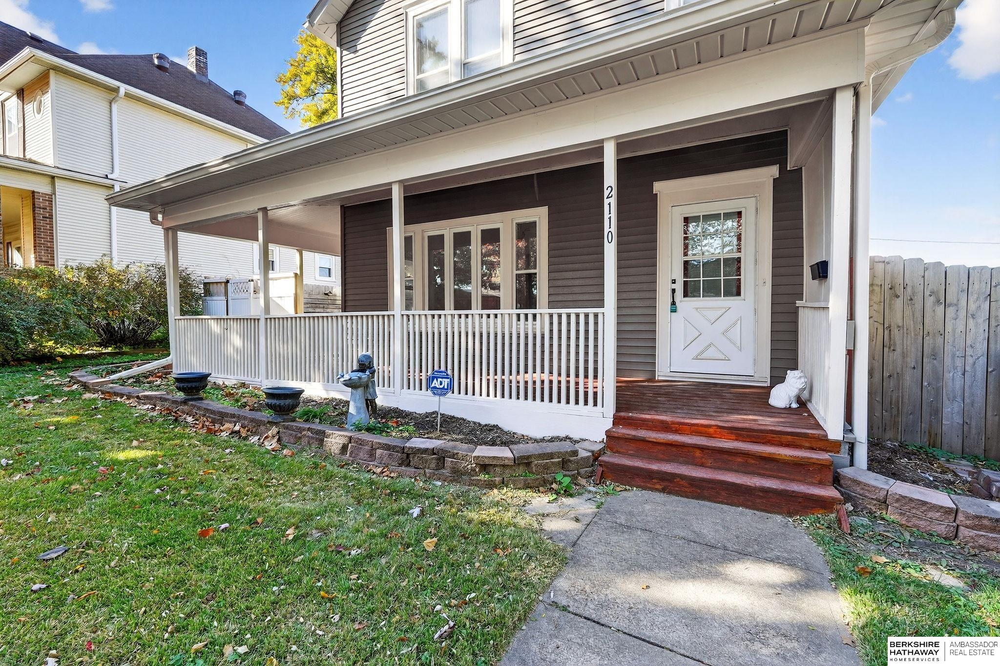 Omaha, Nebraska 68105, United States, 4 Bedrooms Bedrooms, ,2 BathroomsBathrooms,Residential,Active,241505