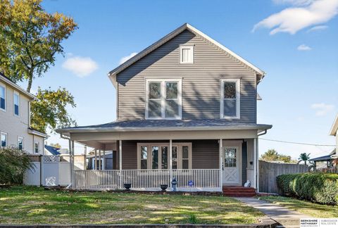 Photo of 2110 S 33 Street, Omaha, NE 68105 (MLS # 22532383)