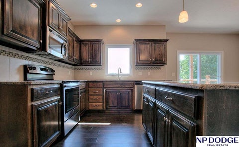 Photo of 19317 Atlas Street, Omaha, NE 68130 (MLS # 22627242)