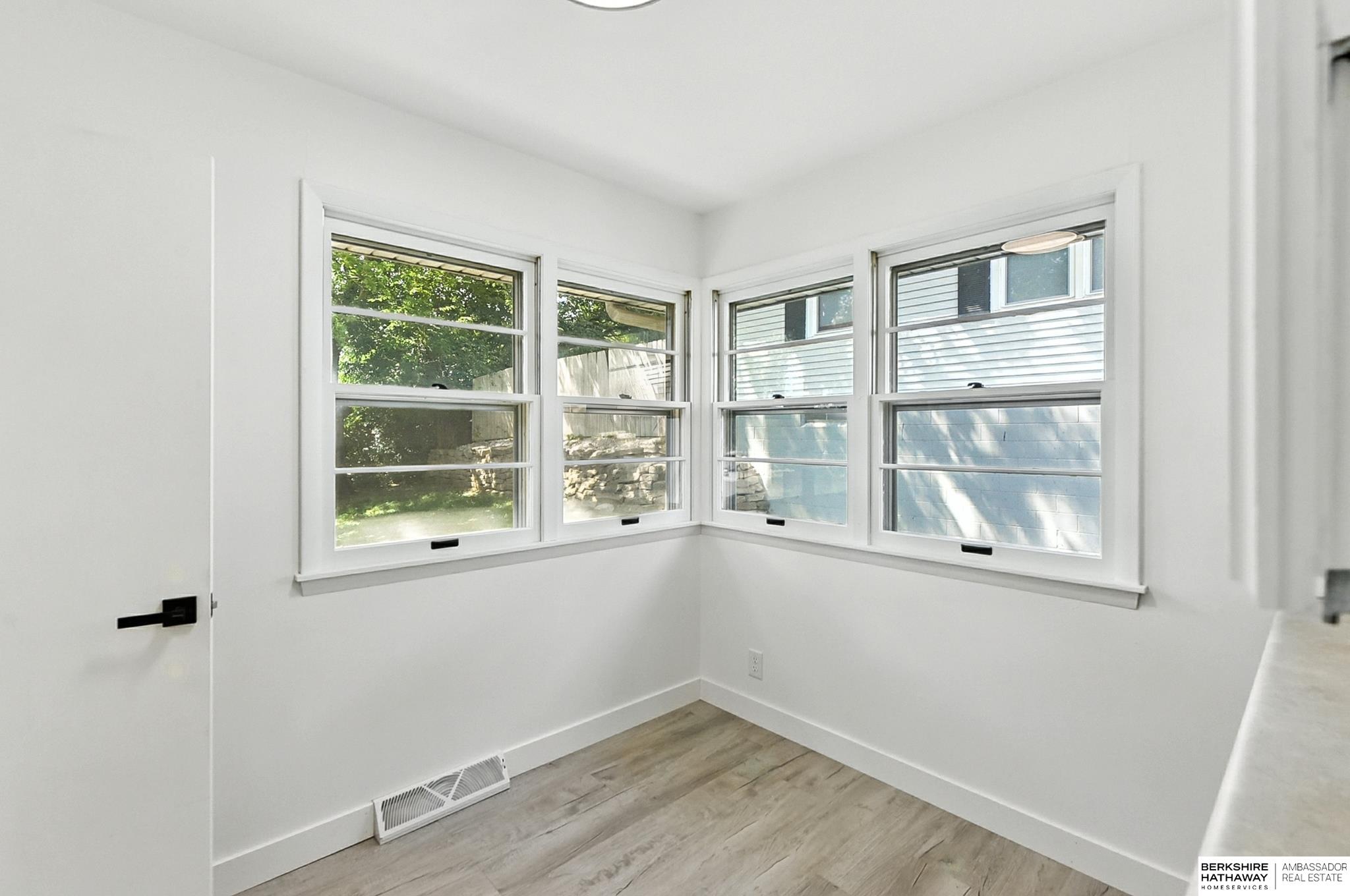 Glenwood, Iowa 51534, United States, 3 Bedrooms Bedrooms, ,2 BathroomsBathrooms,Residential,Active,201436